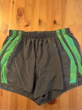 Rabbit Running Men’s 5" Performance Shorts - Charcoal Grey/Green - Size Large